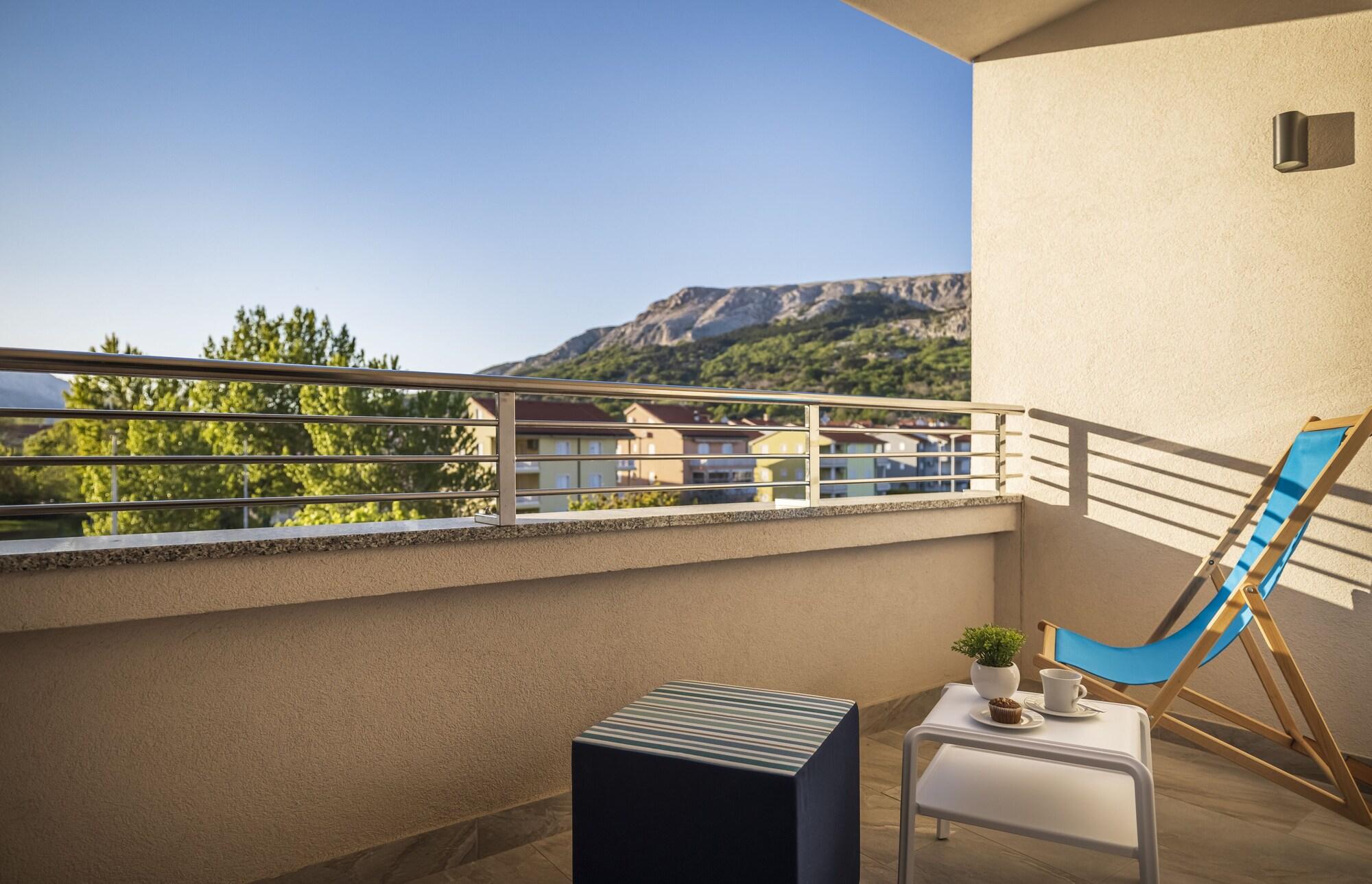 Sunny Baska Hotel Exterior photo