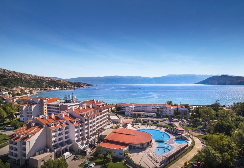 Sunny Baska Hotel Exterior photo